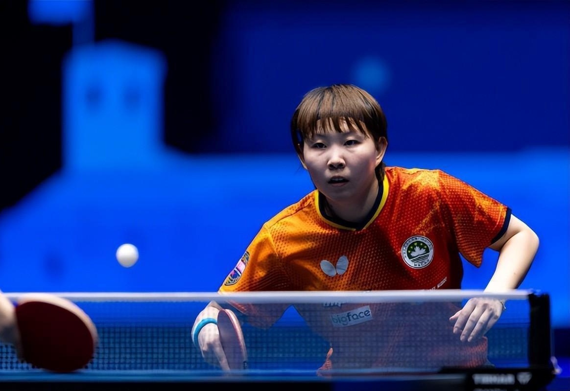 相比之下 相比之下